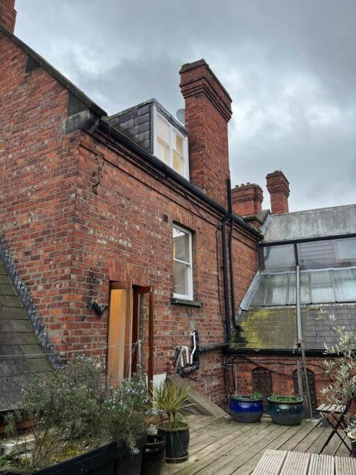 Charming City Townhouse ดับลิน ภายนอก รูปภาพ